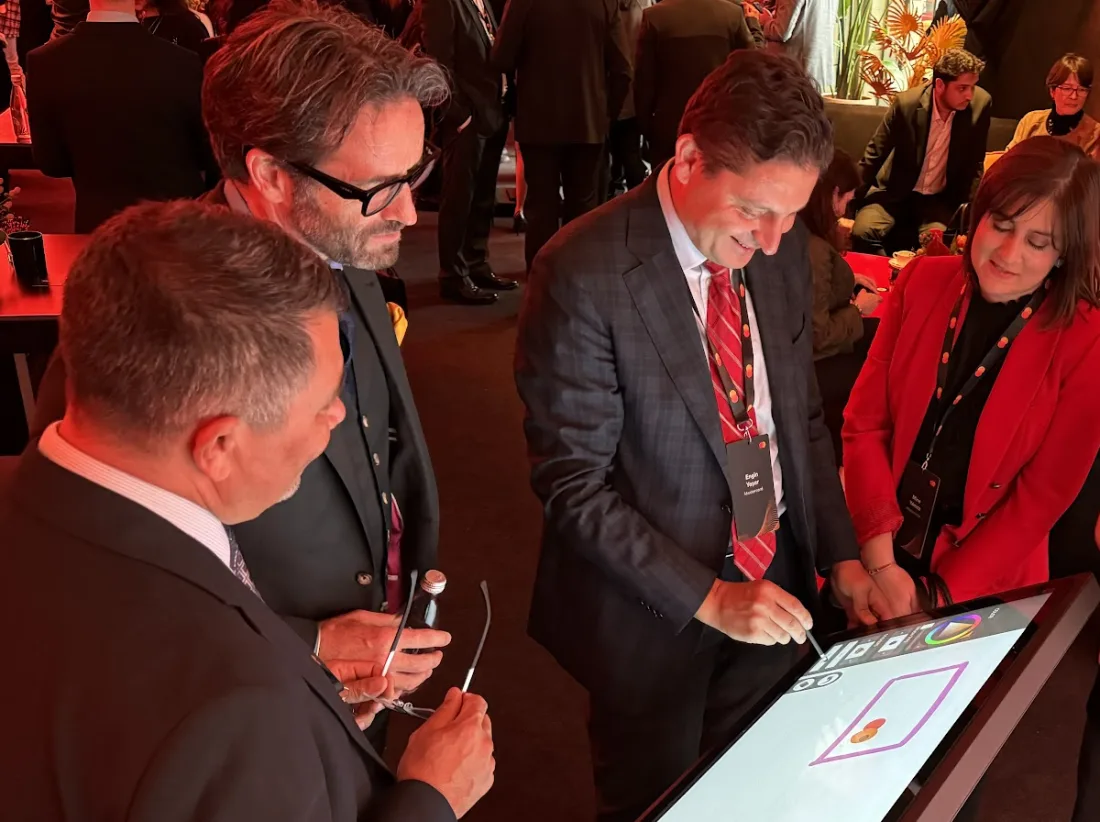 Holographic growth data visualization representing Activation King investment opportunity