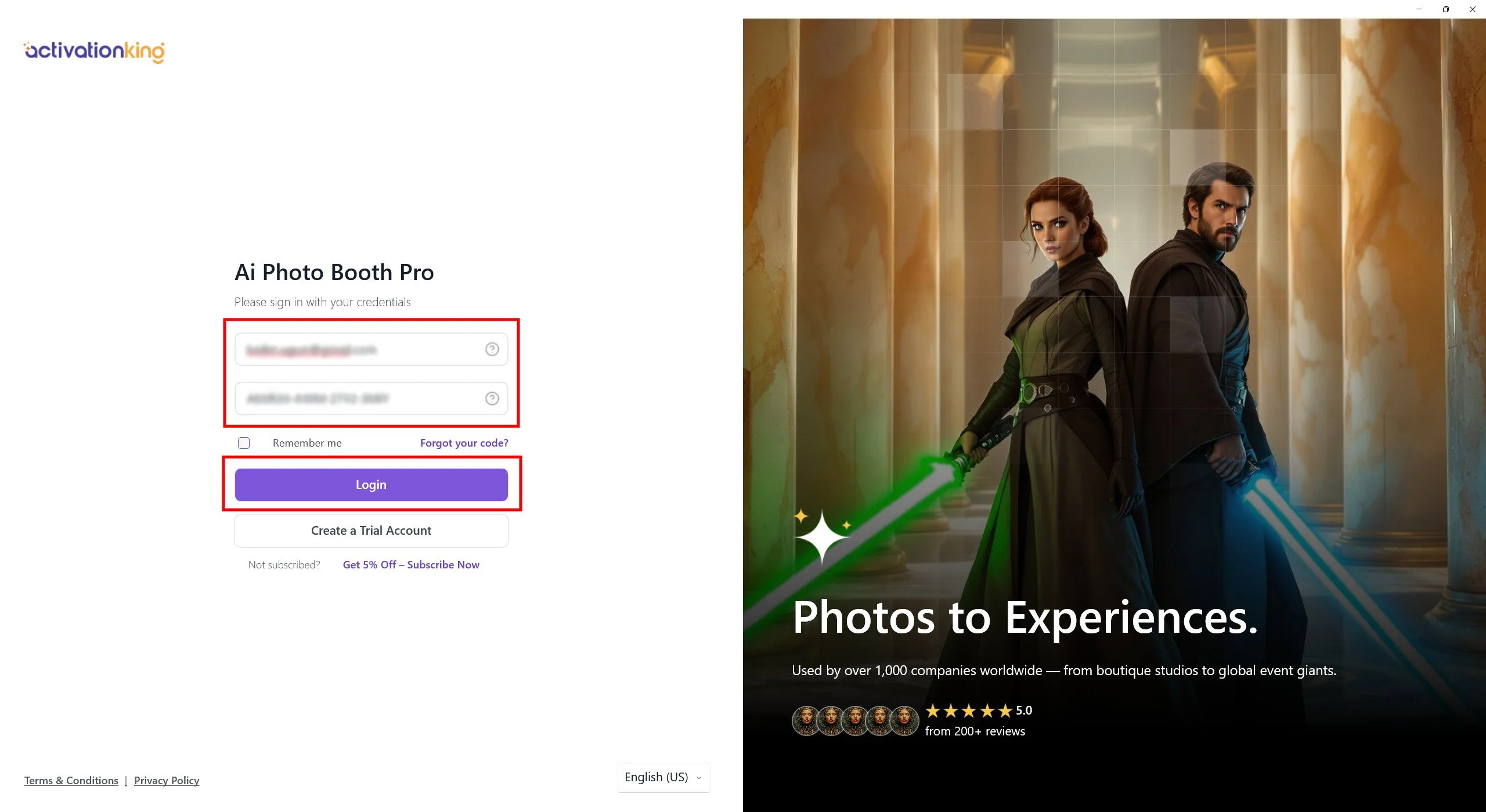 Écran de connexion avec les champs e-mail et code de licence et un bouton Se connecter